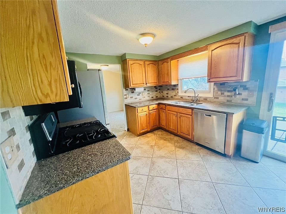 3710 Howard Rd, Hamburg, NY 14075 Zillow