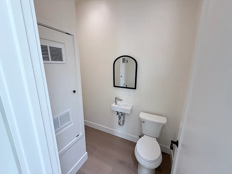 3774 Mission St #3774A — Photo 12
