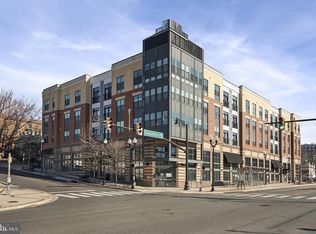 989 S Buchanan St, Arlington, VA 22204
