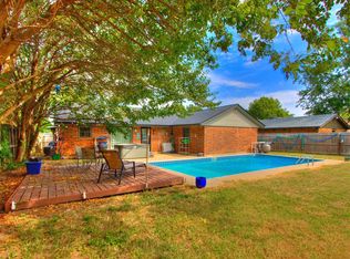 512 Sunburst St, Norman, OK 73069