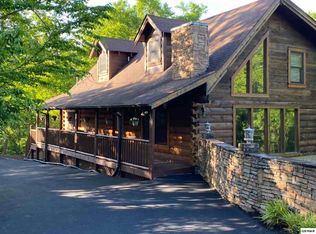 1618 Paradise Ridge Dr, Sevierville, TN 37862