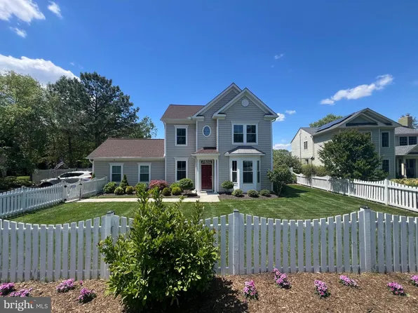 633 Spring St, Herndon, VA 20170