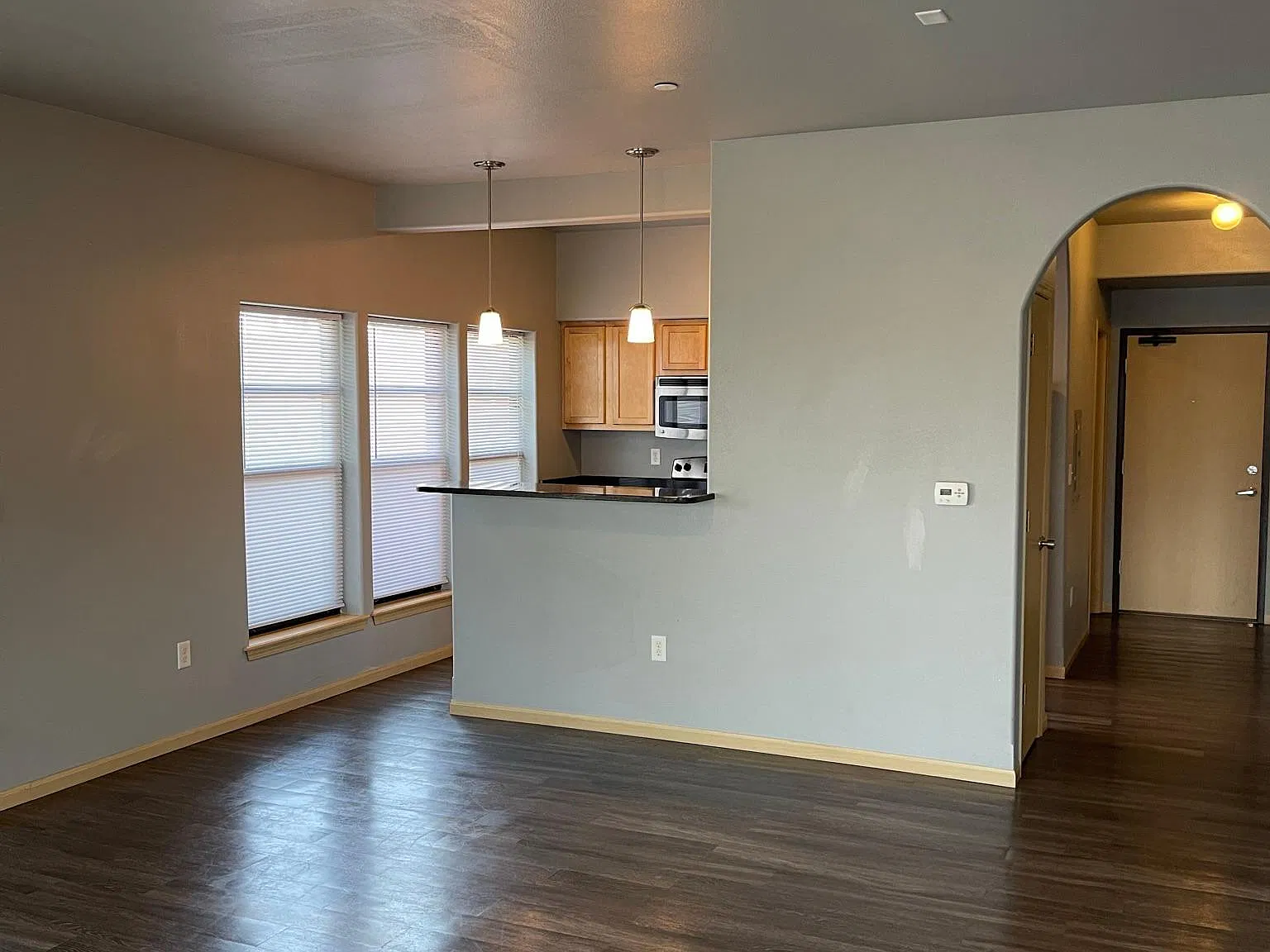 2 bed, $2,076 — Photo 3