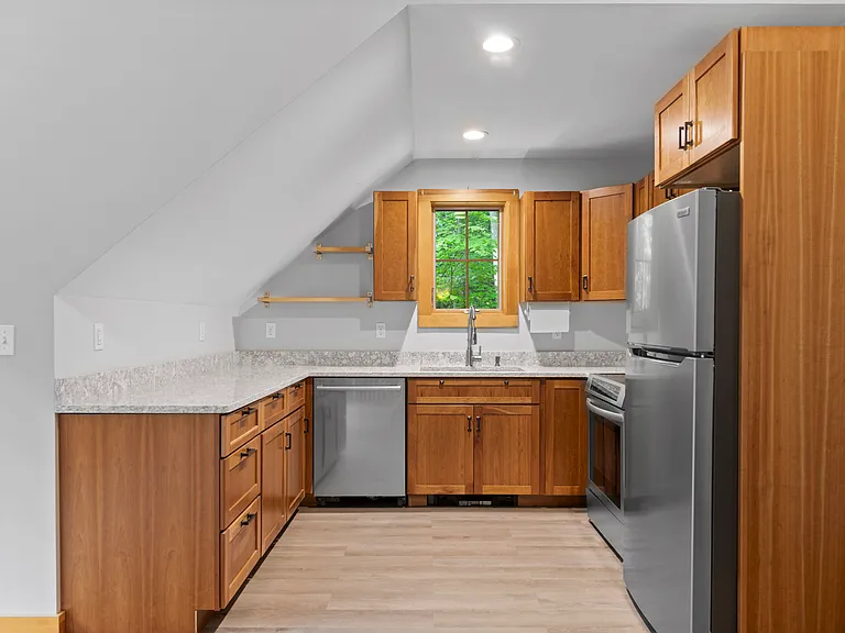 20 Circle Dr — Photo 13