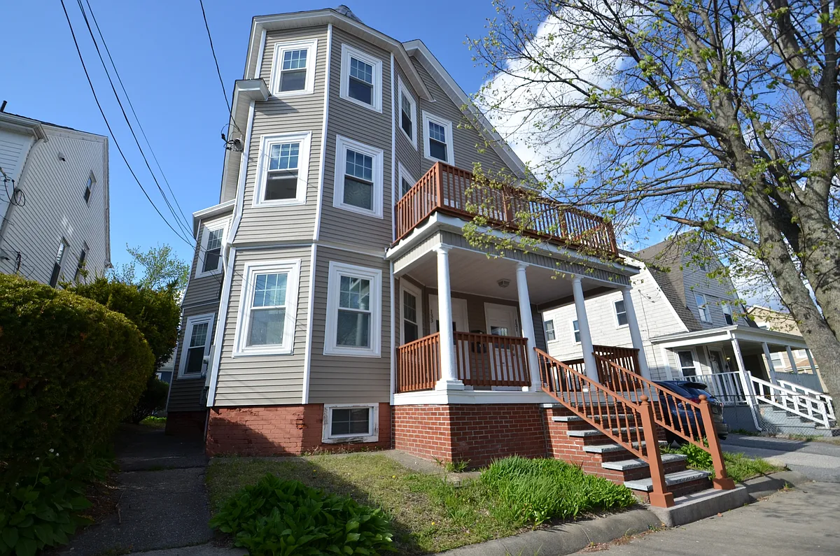 Building Photo - 131 Massachusetts Ave
