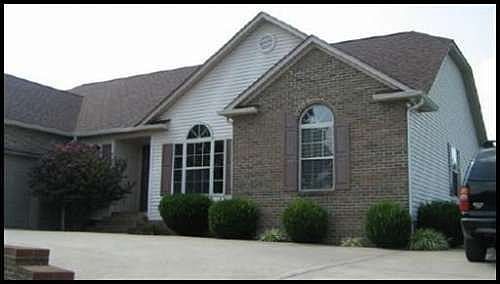 1st image of 900 Fairway Dr