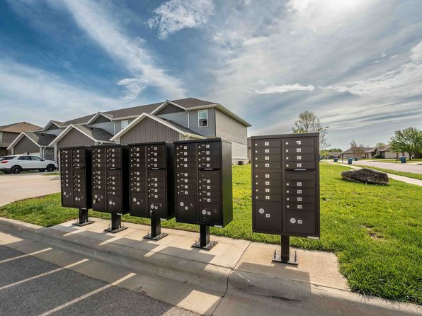 625 N Turner Ave #1975