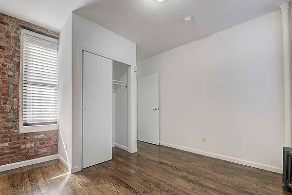 Rented by REAL New York | media 14