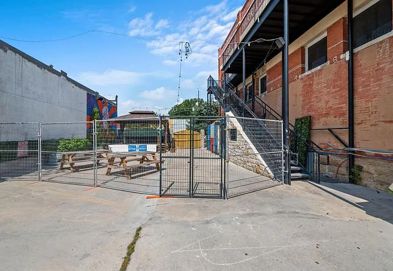 202 E San Antonio St #126 — Photo 17