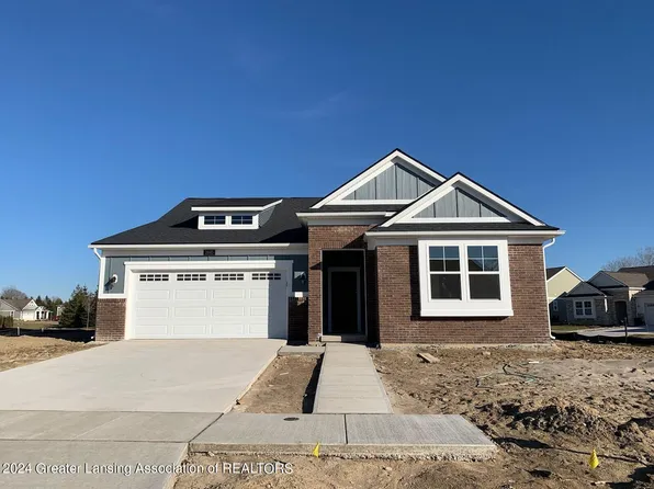2845 Carnoustie Dr, Okemos, MI 48864