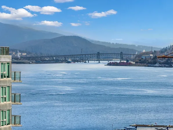 620 Cardero St #2001, Vancouver, BC V6G 3H7