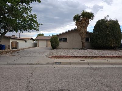 6305 Colleen Ave NE, Albuquerque, NM, 87109