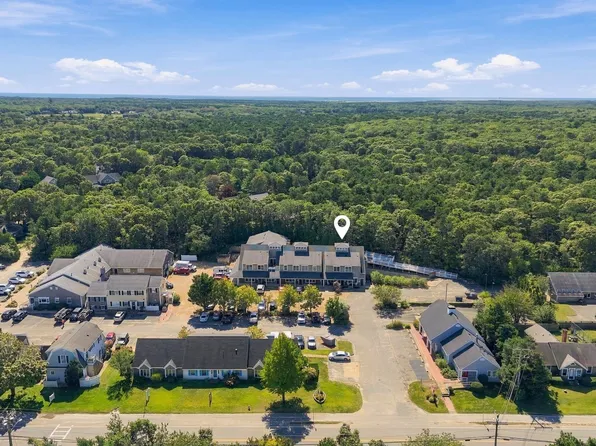 1 Mariners Way #A, Edgartown, MA 02539