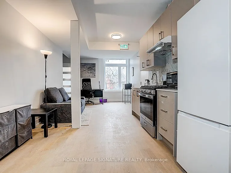 252 Annette St #2 — Photo 9