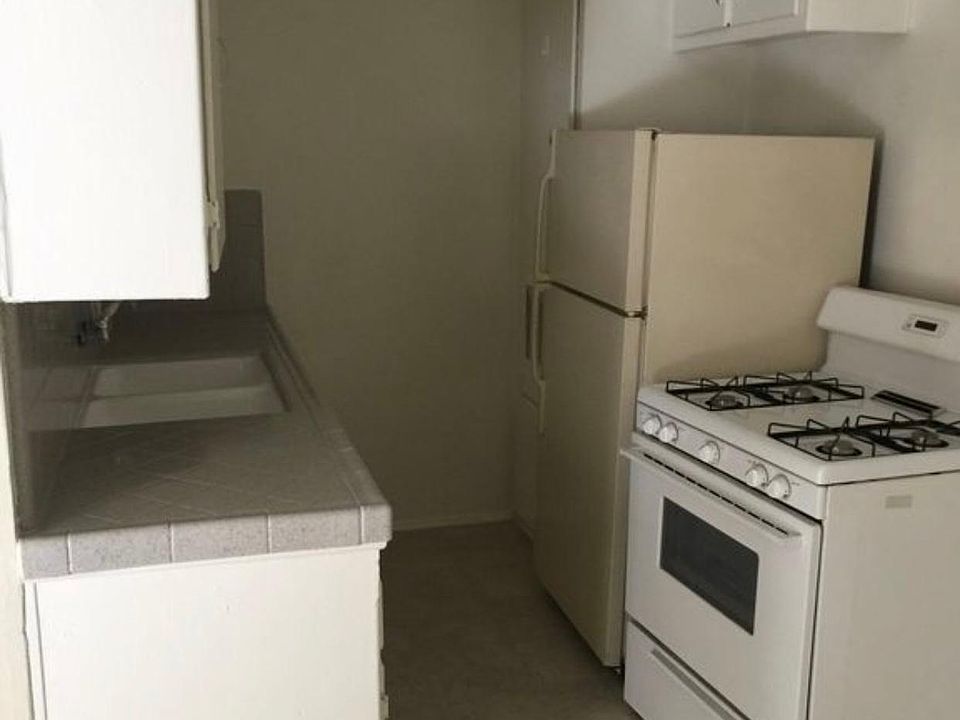 1st image of 1680 N Wilton Pl APT 7