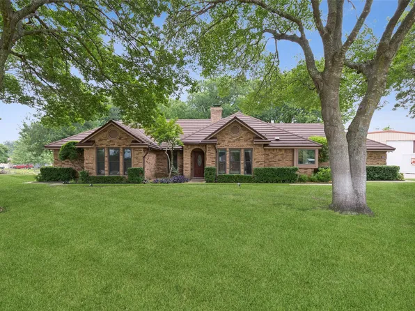 315 Clay Ln, Red Oak, TX 75154
