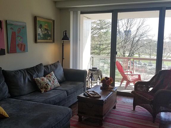 4th image of 2401 Pennsylvania Ave APT 3A3