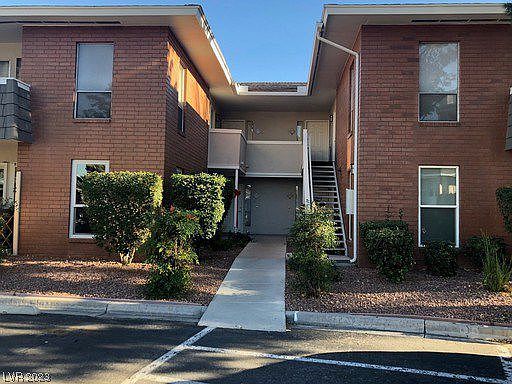 3rd image of 2890 Loveland Dr Unit 2403