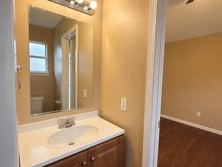 7310 Arista Dr — Photo 9