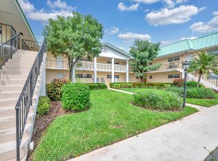 27 Colonial Club Dr APT 203, Boynton Beach, FL 33435