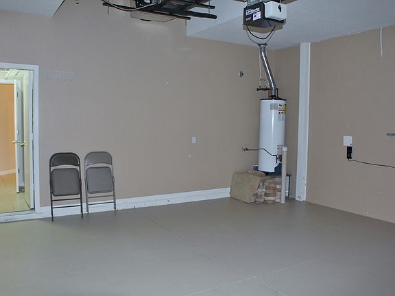 5th image of 6718 71st St E