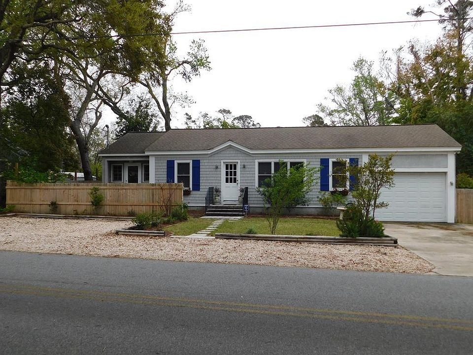 1st image of 206 Ashantilly Ave