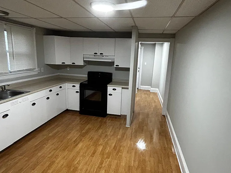 1616 Ferry St #2 — Photo 15
