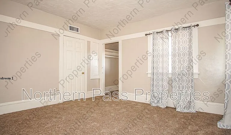 7600 Franklin Dr — Photo 24