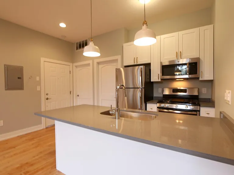 2132 S Washtenaw Ave #2 — Photo 9