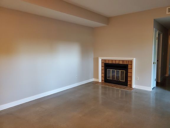 4th image of 1417 Rocklin Ct
