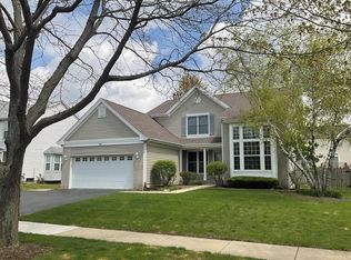 791 Longmeadow Dr, Carol Stream, IL