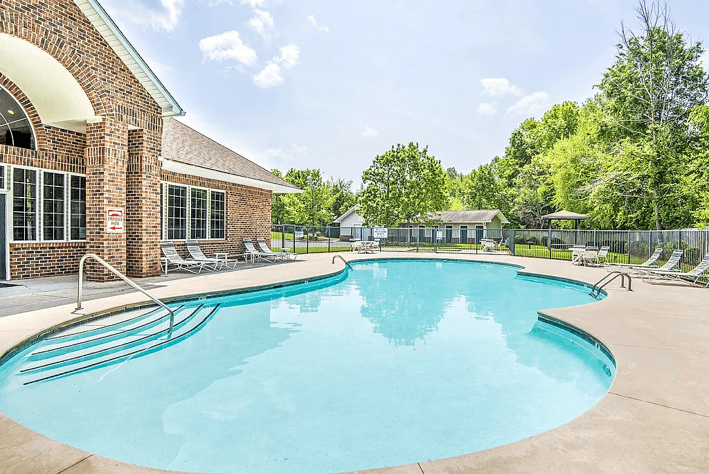 Creekside At Bellemeade Apartments — Photo 4