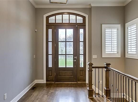 2nd image of 9255 Parkside Dr