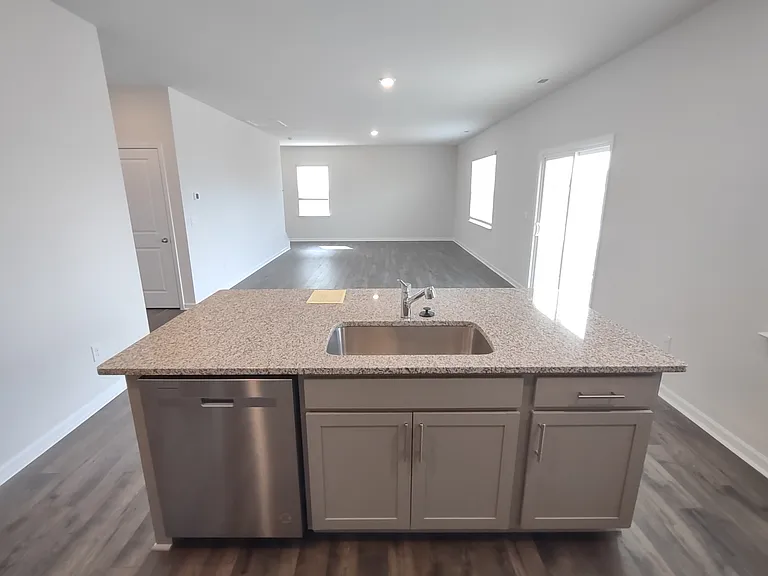 36 Spring Bloom Rd — Photo 10