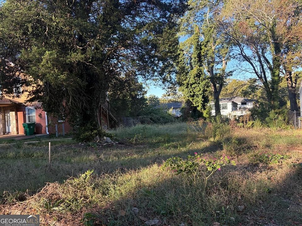 2nd image of 1853 Stanton St