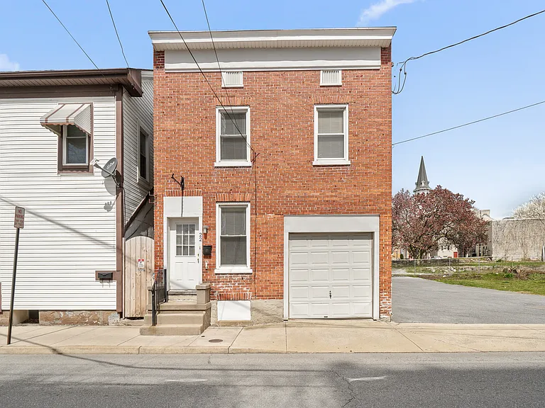 22 W Baltimore St — Photo 3