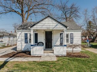 1111 Vermont Dr, Troy, MI