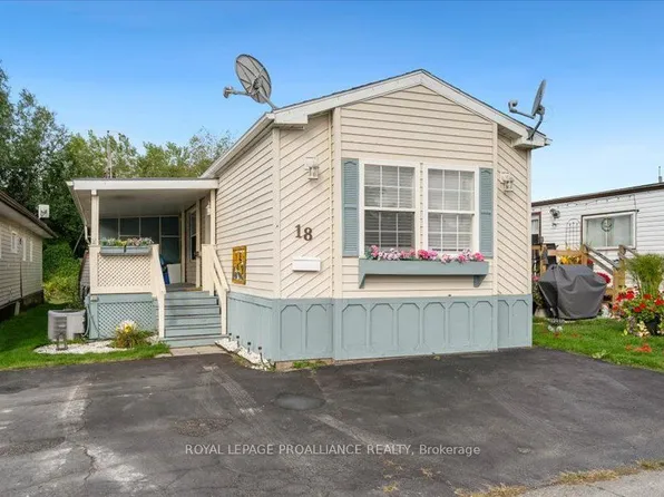 311 Dundas St E #18, Quinte West, ON K8V 1M1