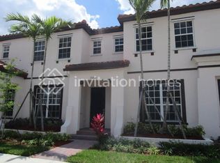 16850 SW 95th St, Miami, FL 33196