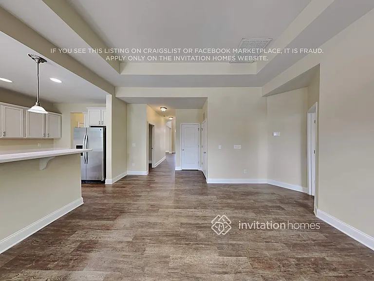143 Davelyn Ct — Photo 6
