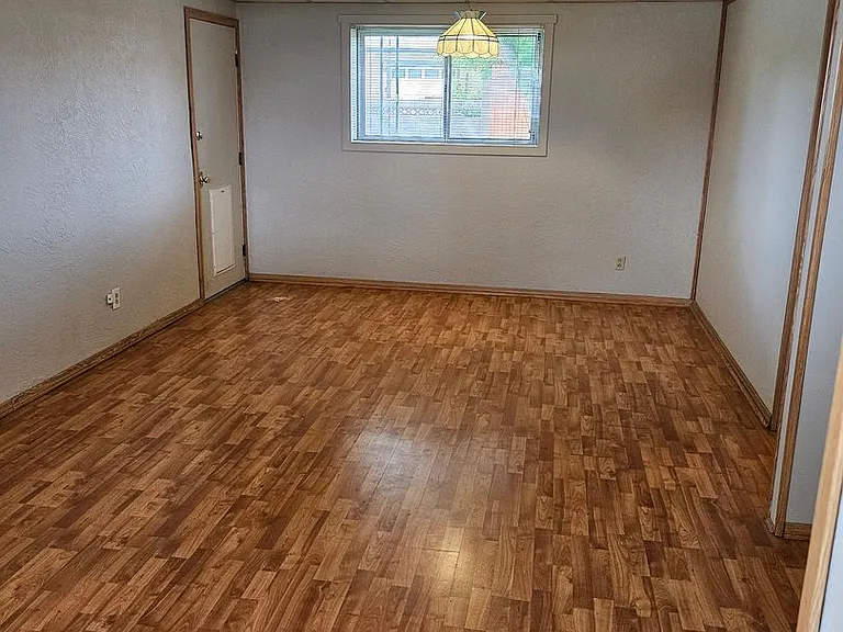 3808 Elmwood Cir — Photo 16