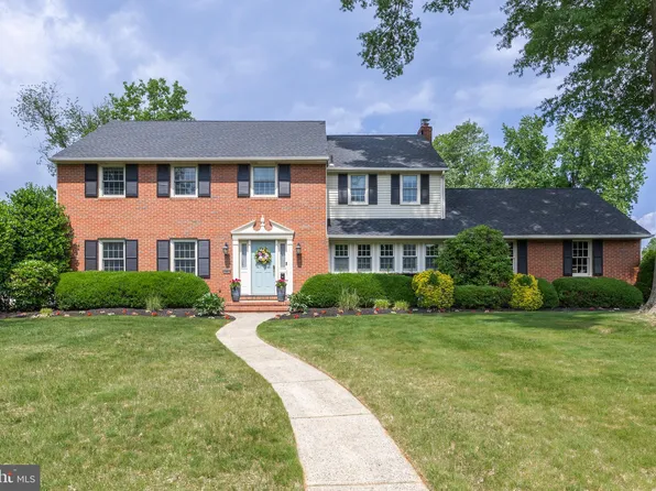 741 Paddock Path, Moorestown, NJ 08057