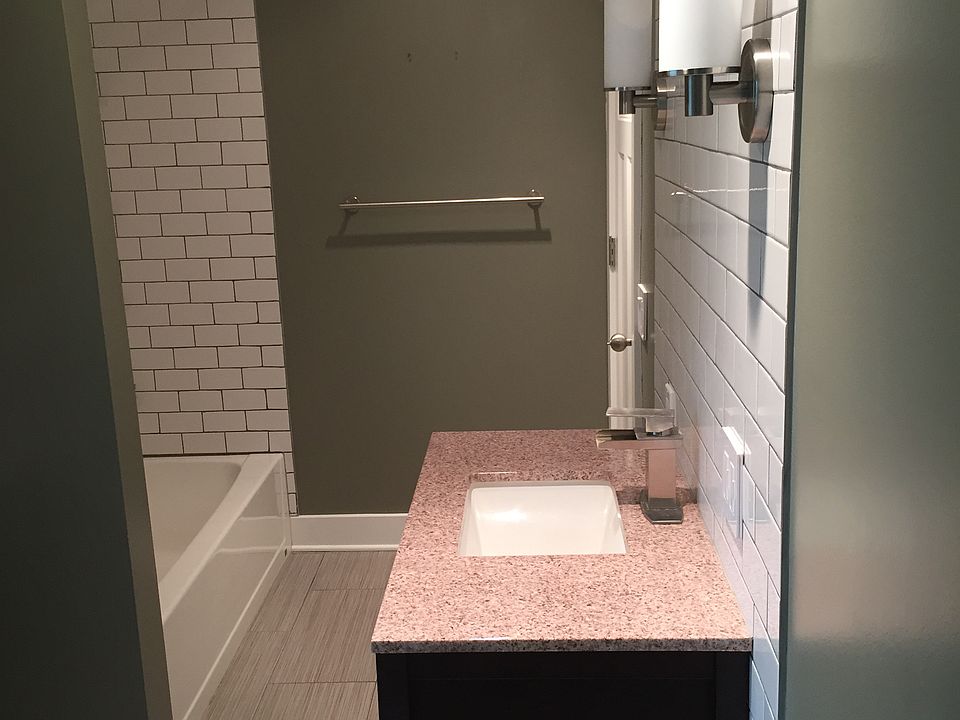 1st image of 307 Netherfield St NW
