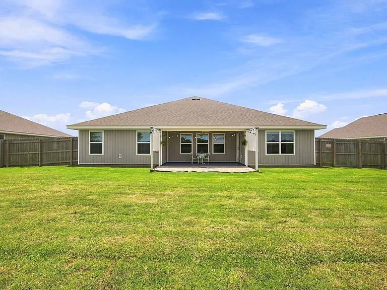 14709 Dalton Cir — Photo 2