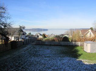 1713 Nisqually St, Steilacoom, WA 98388
