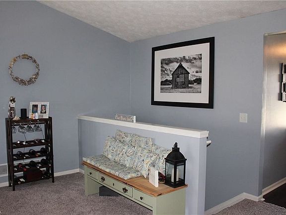 5th image of 9362 Saybrook Dr