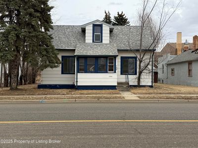 127 S Main Ave, Dickinson, ND, 58601