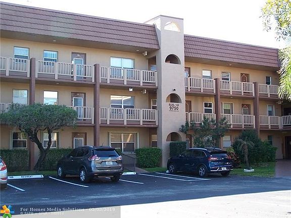 2nd image of 9750 Sunrise Lakes Blvd APT 308