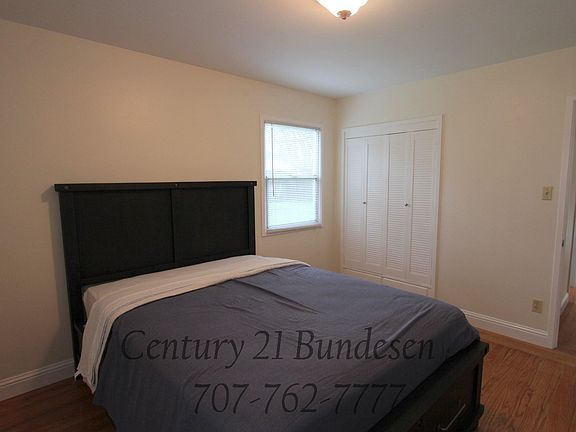5th image of 528 Maria Dr