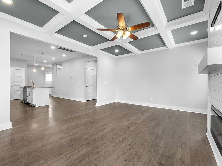 1532 Kingbird Dr — Photo 7